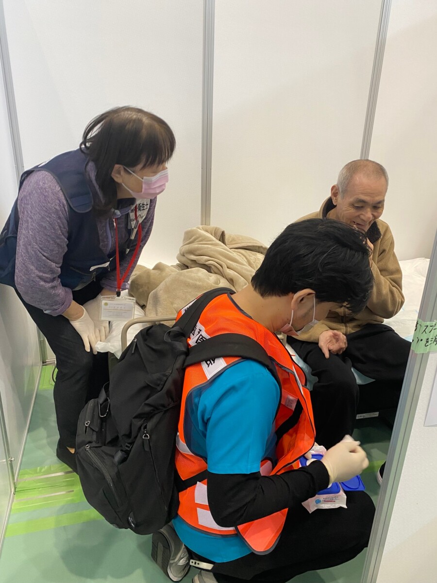 u̍育Ɓv͂܂񂩁HƂq˂uیw{[vLuwsĂ܂