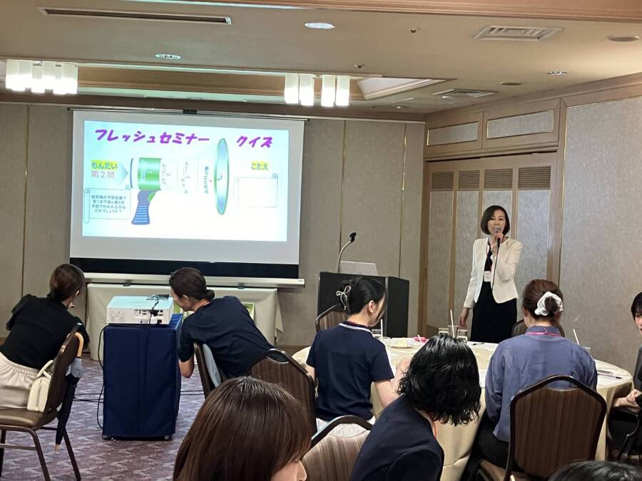 「クイズコーナー」さて!🎊優勝は可愛いフレッシュさんでした(^^♪国家試験問題もあったなあみんな真剣❓ 「クイズコーナー」さて!🎊優勝は可愛いフレッシュさんでした(^^♪国家試験問題もあったなあみんな真剣❓